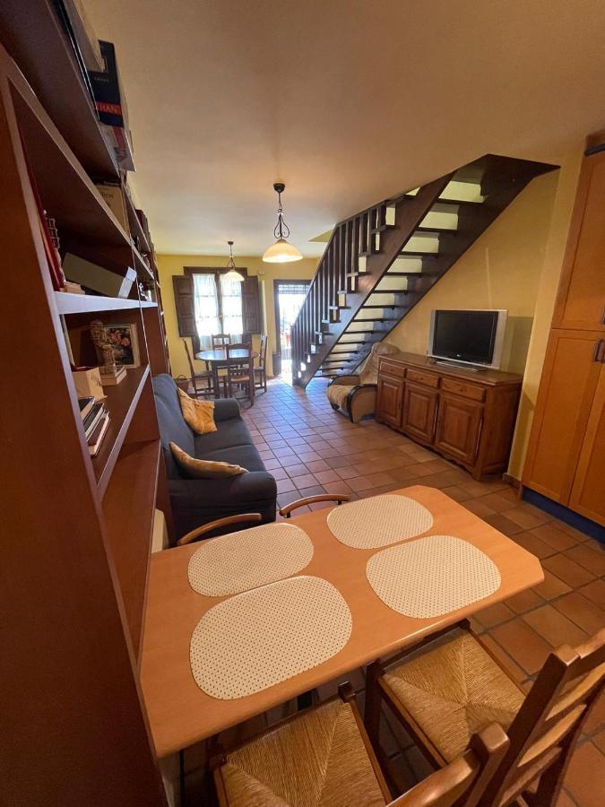 Apartamentos Hoz Del Huecar เกว็งกา ภายนอก รูปภาพ