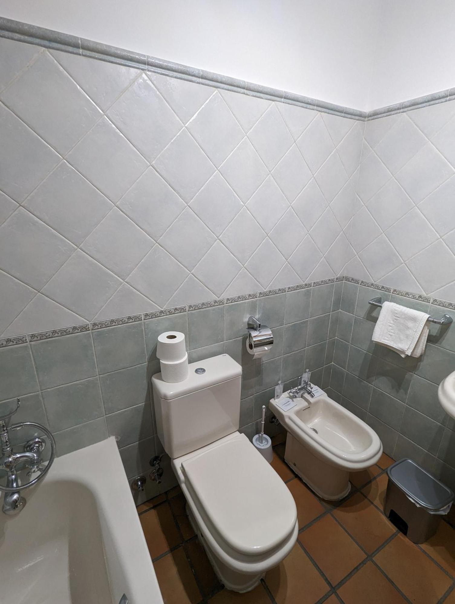 Apartamentos Hoz Del Huecar เกว็งกา ภายนอก รูปภาพ