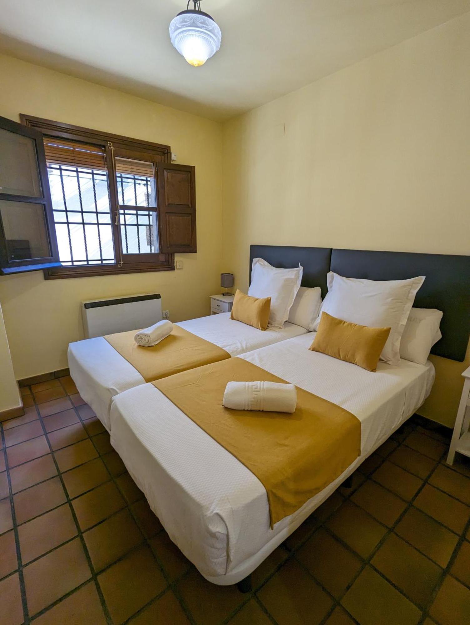 Apartamentos Hoz Del Huecar เกว็งกา ภายนอก รูปภาพ