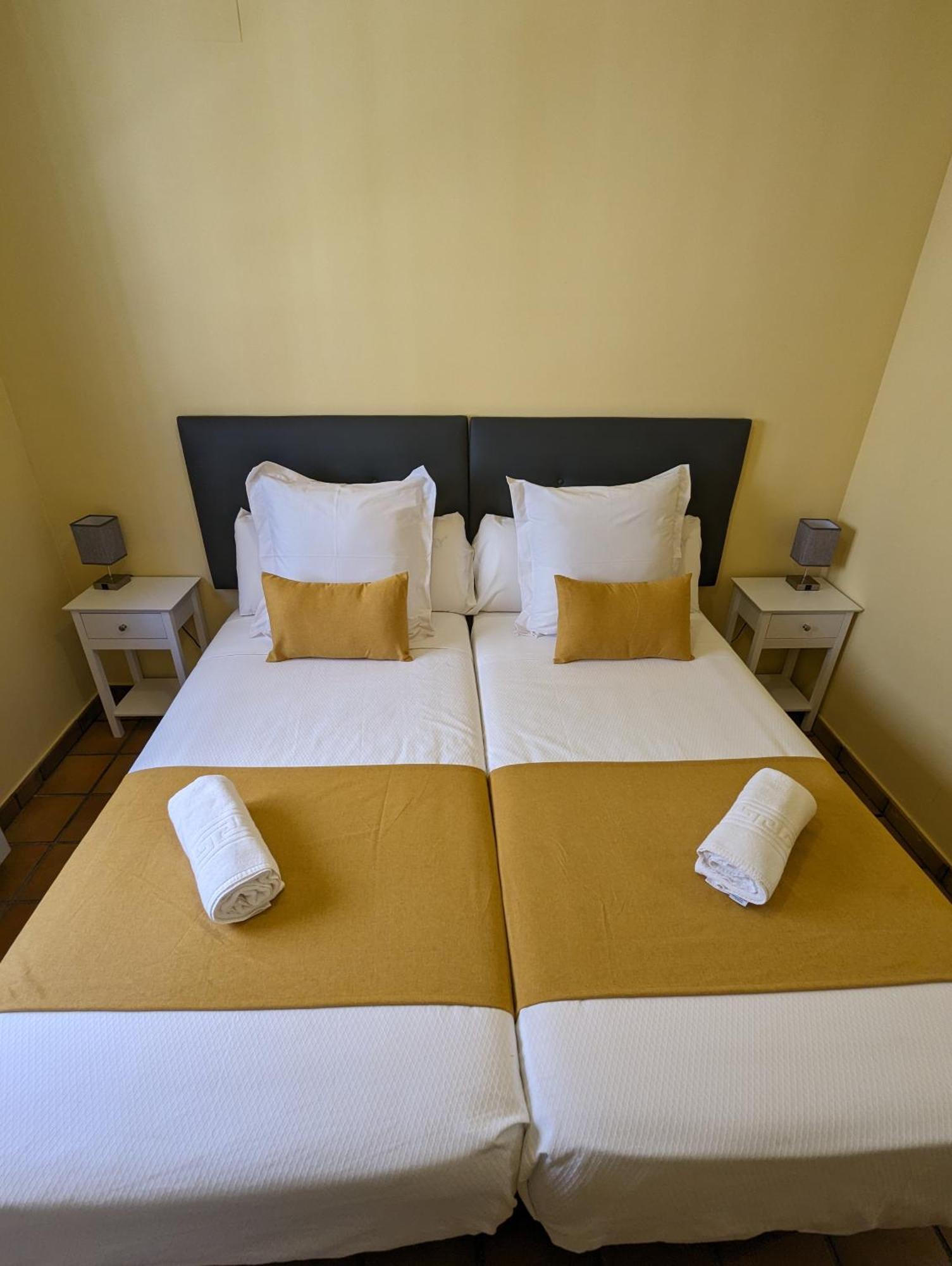 Apartamentos Hoz Del Huecar เกว็งกา ภายนอก รูปภาพ