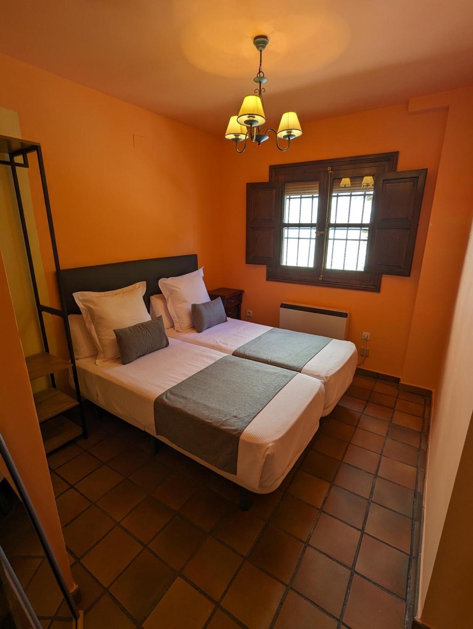 Apartamentos Hoz Del Huecar เกว็งกา ภายนอก รูปภาพ