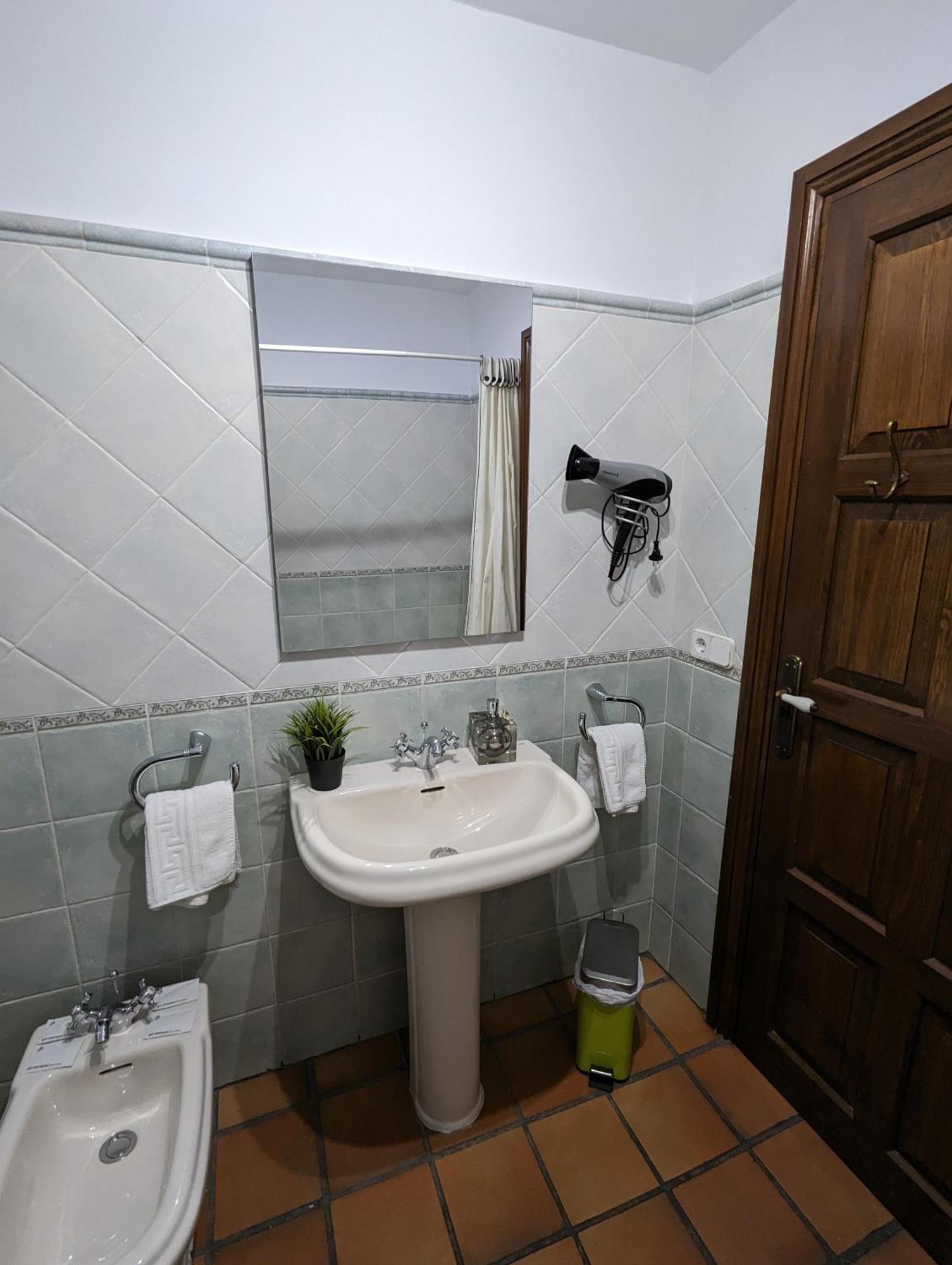 Apartamentos Hoz Del Huecar เกว็งกา ภายนอก รูปภาพ