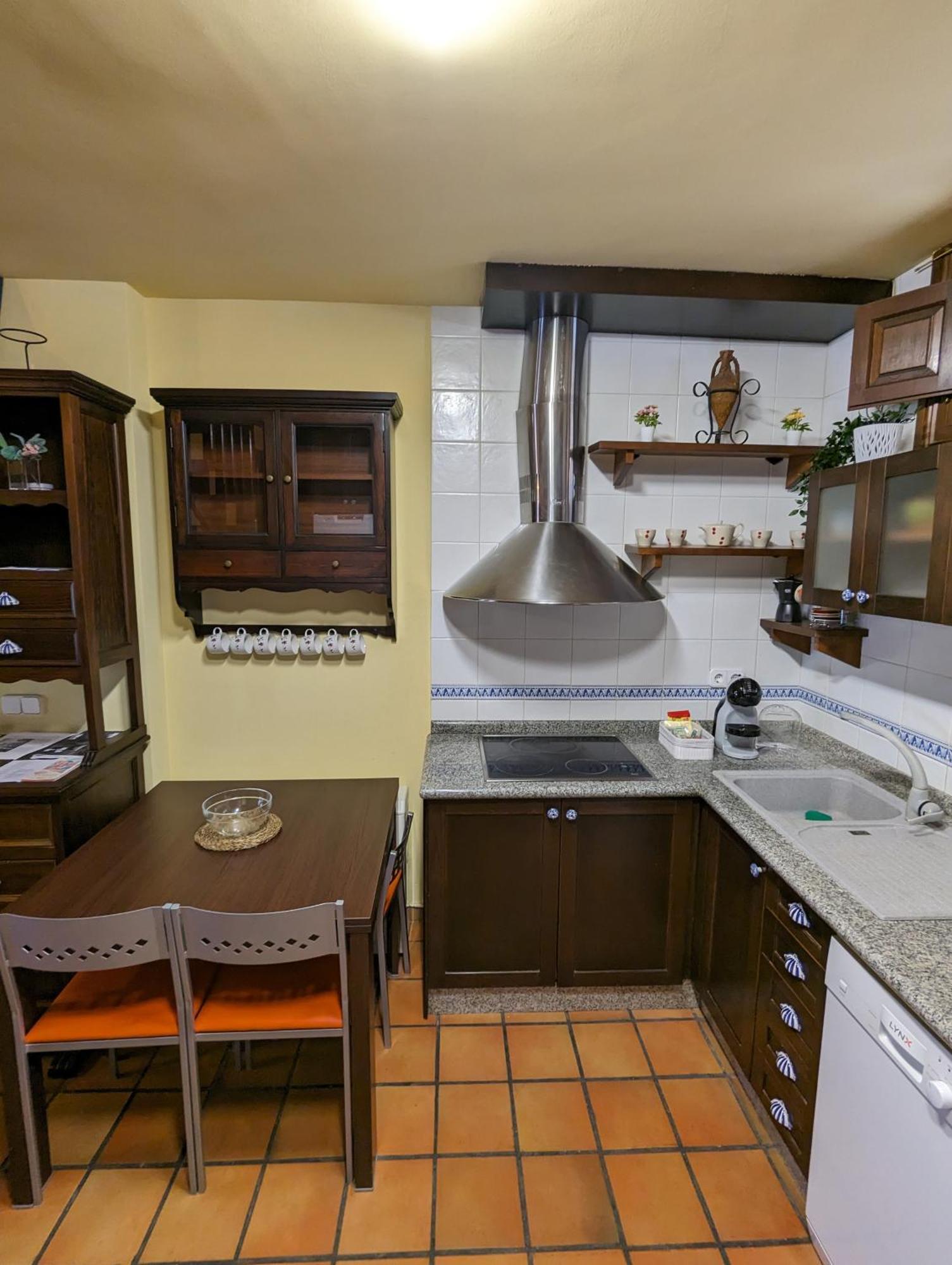 Apartamentos Hoz Del Huecar เกว็งกา ภายนอก รูปภาพ